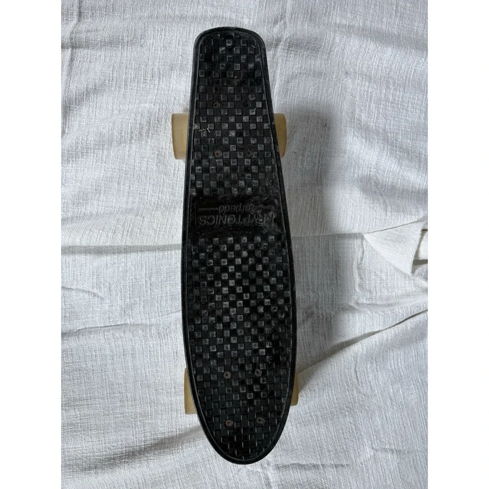 Kryptonics Torpedo‎ Complete Skateboard 22.5